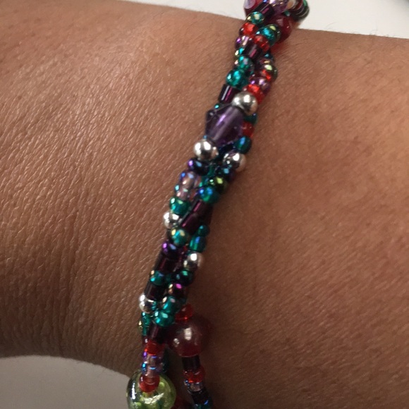 NWT Pair Of stretch beaded bracelets - Picture 3 of 3